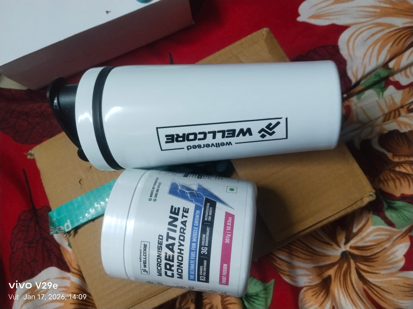 Customer photo review of Wellcore - Micronised Creatine Monohydrate (83 Servings, Fruit Fusion) + Premium Steel Shaker