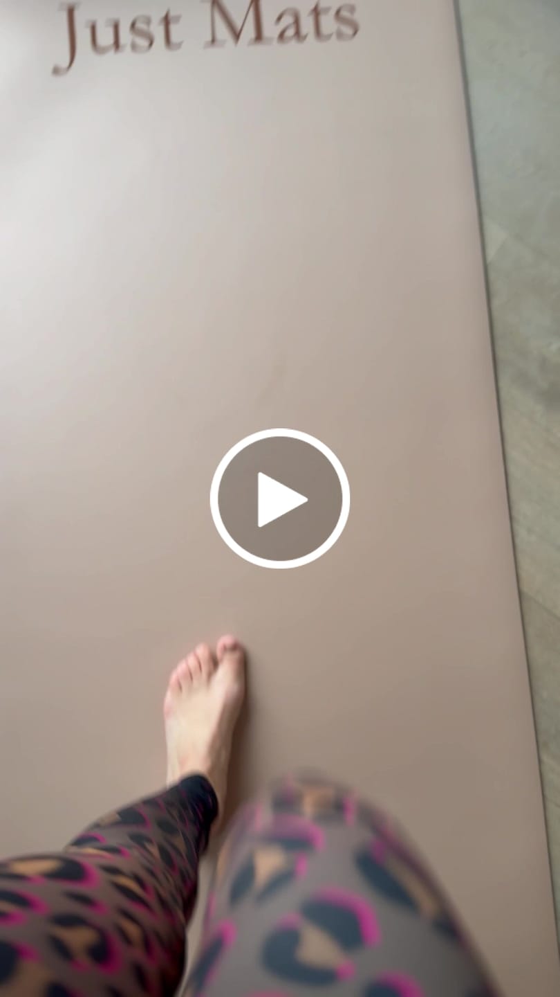 Customer video review of Yogamatte - PUREFLOW PRO | Naturkautschuk & PU-Leder | 4,5 mm