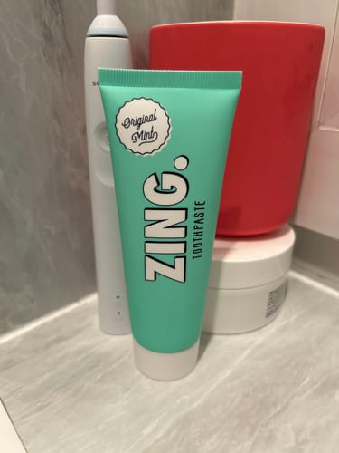Customer photo review of Original Mint Toothpaste (x4)