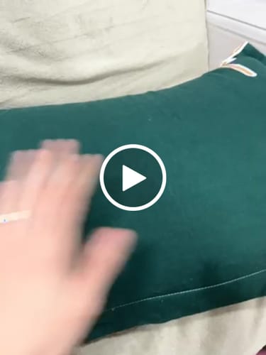 Customer video review of Pernă Plume Puf