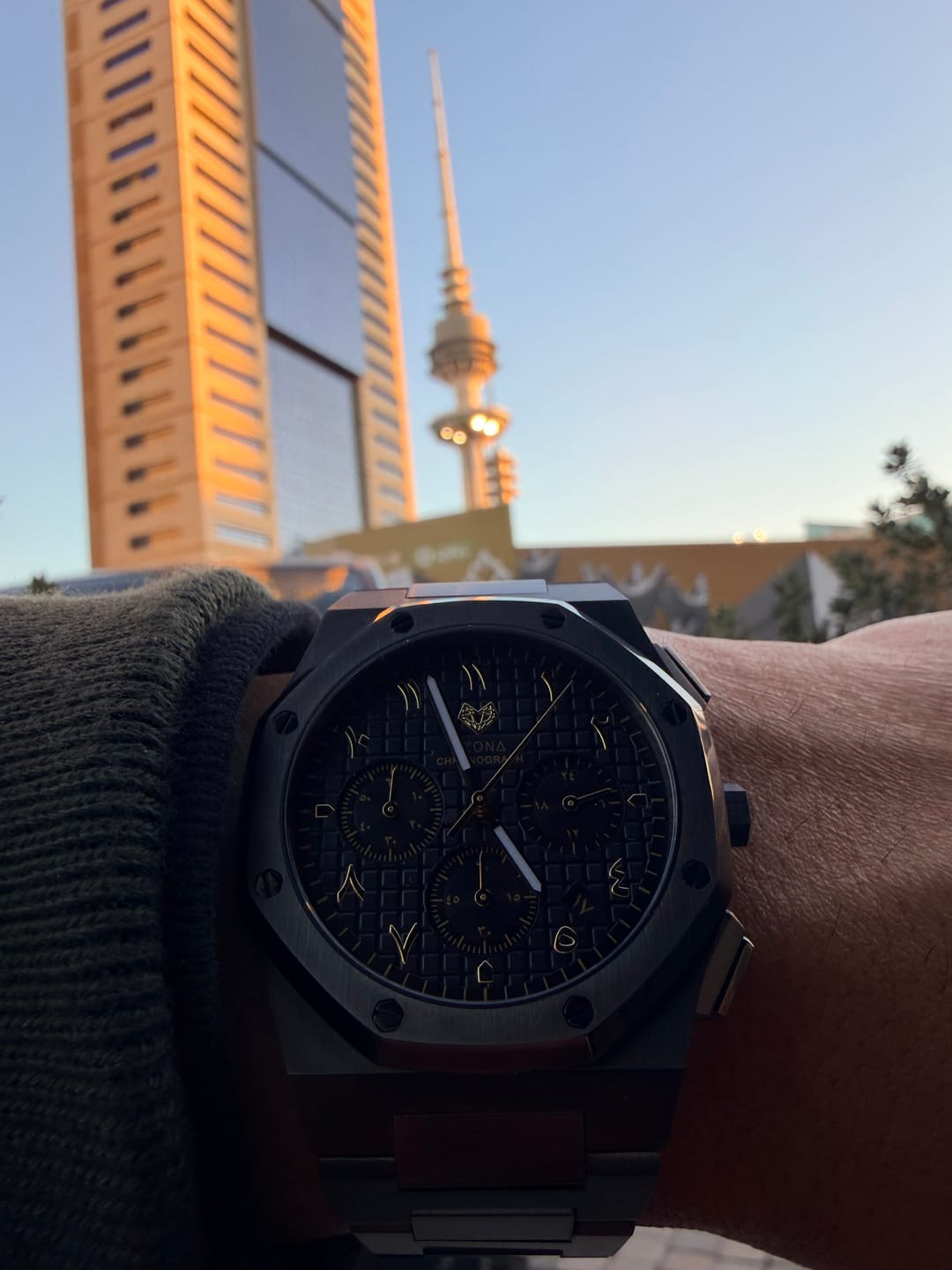 Customer photo review of Royal Chronograph Black Edition Gold - Exclusive Collection