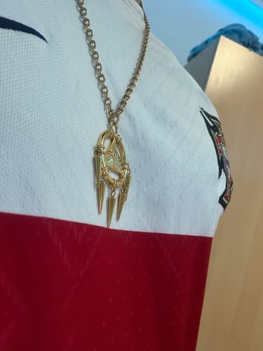 Customer photo review of Collar de "Sortija del Milenio"