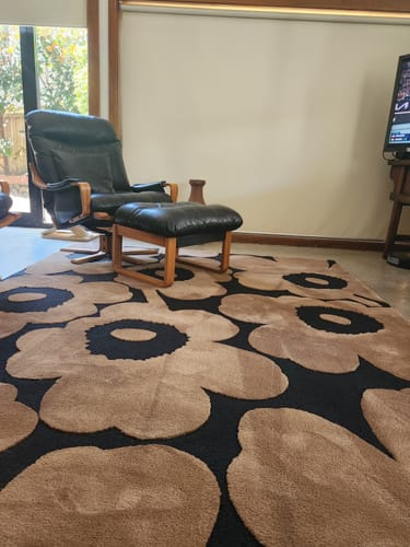 Customer photo review of Marimekko Unikko Beige Designer Rug