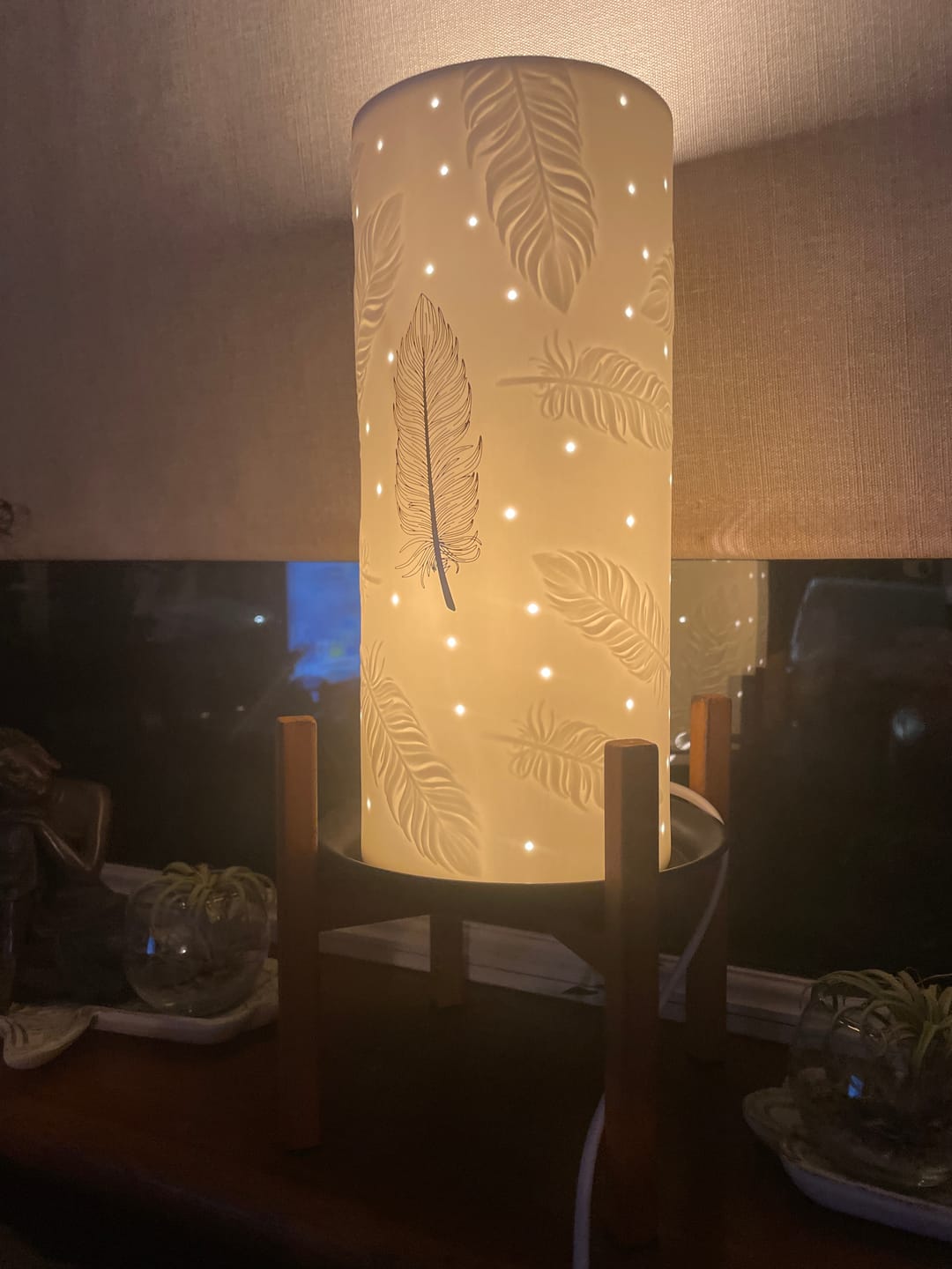 Customer photo review of Belleek Living Feather Luminaire
