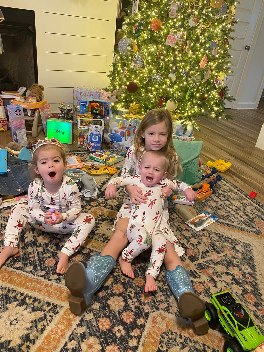 Customer photo review of The Elf on the Shelf Bamboo Convertible Footie