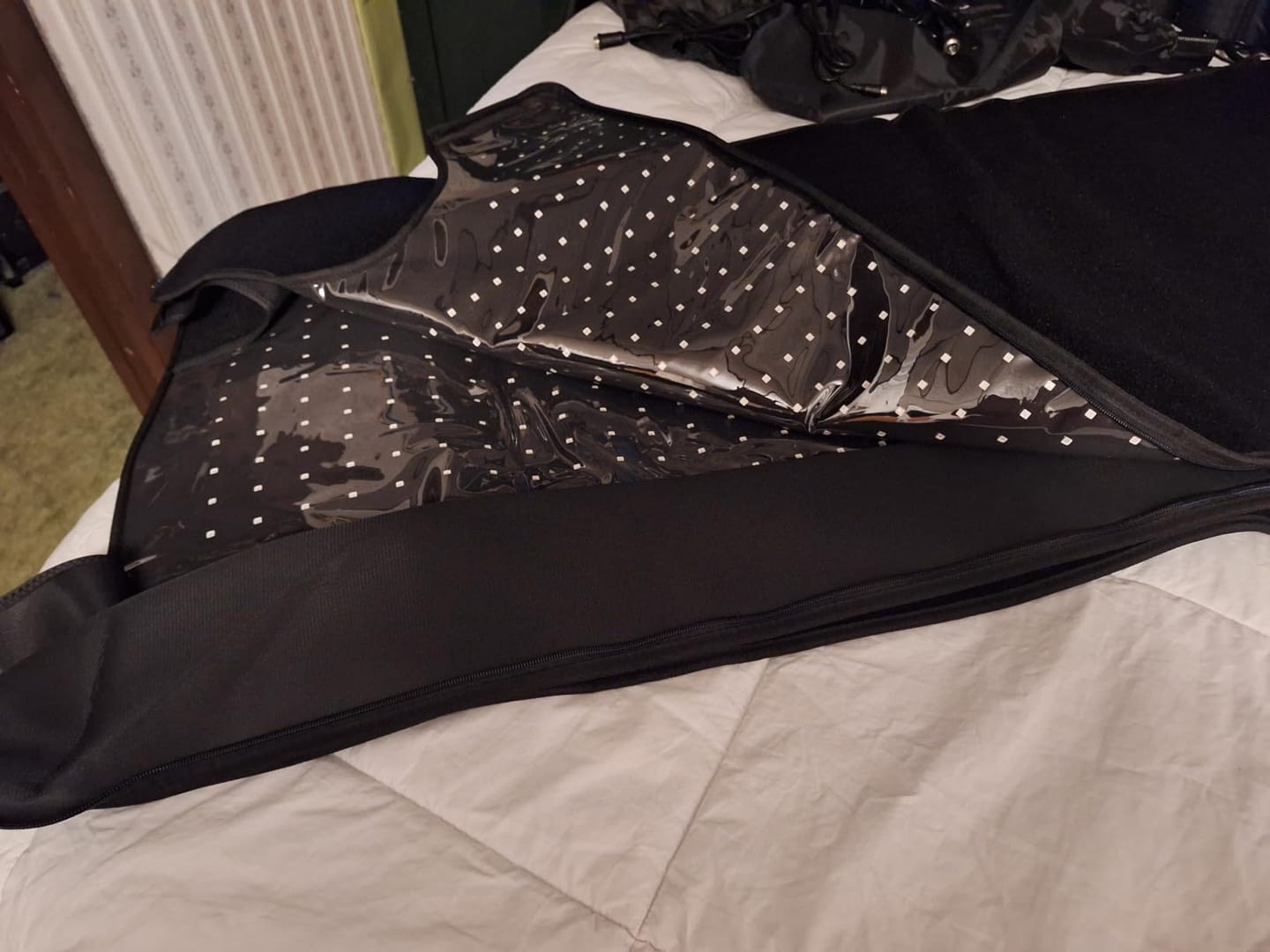 Customer photo review of Nicebeam Full Body Red Light Therapy Bag