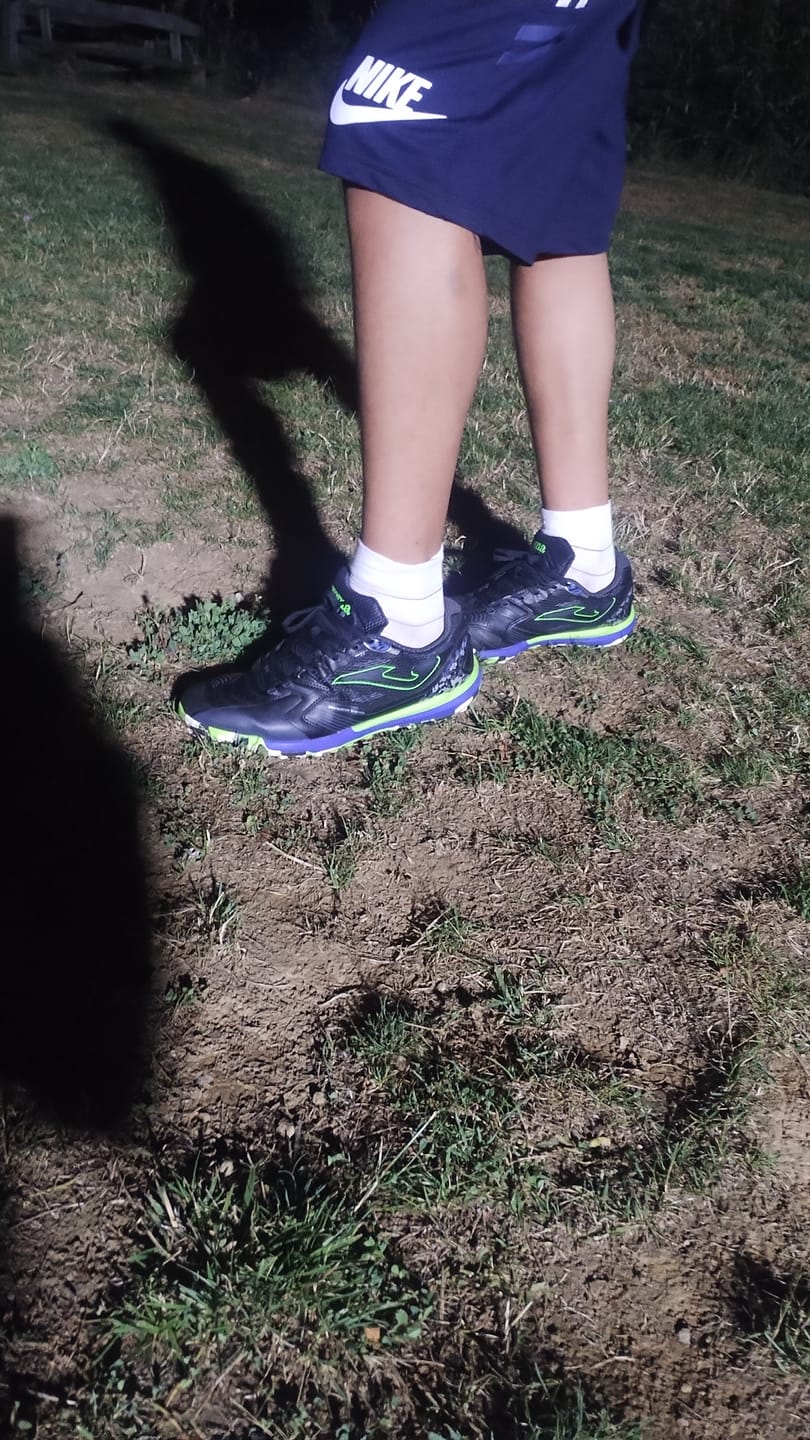 Customer photo review of Zapatilla Joma Liga 5 2401 Negra Turf (Pasto Sintetico)