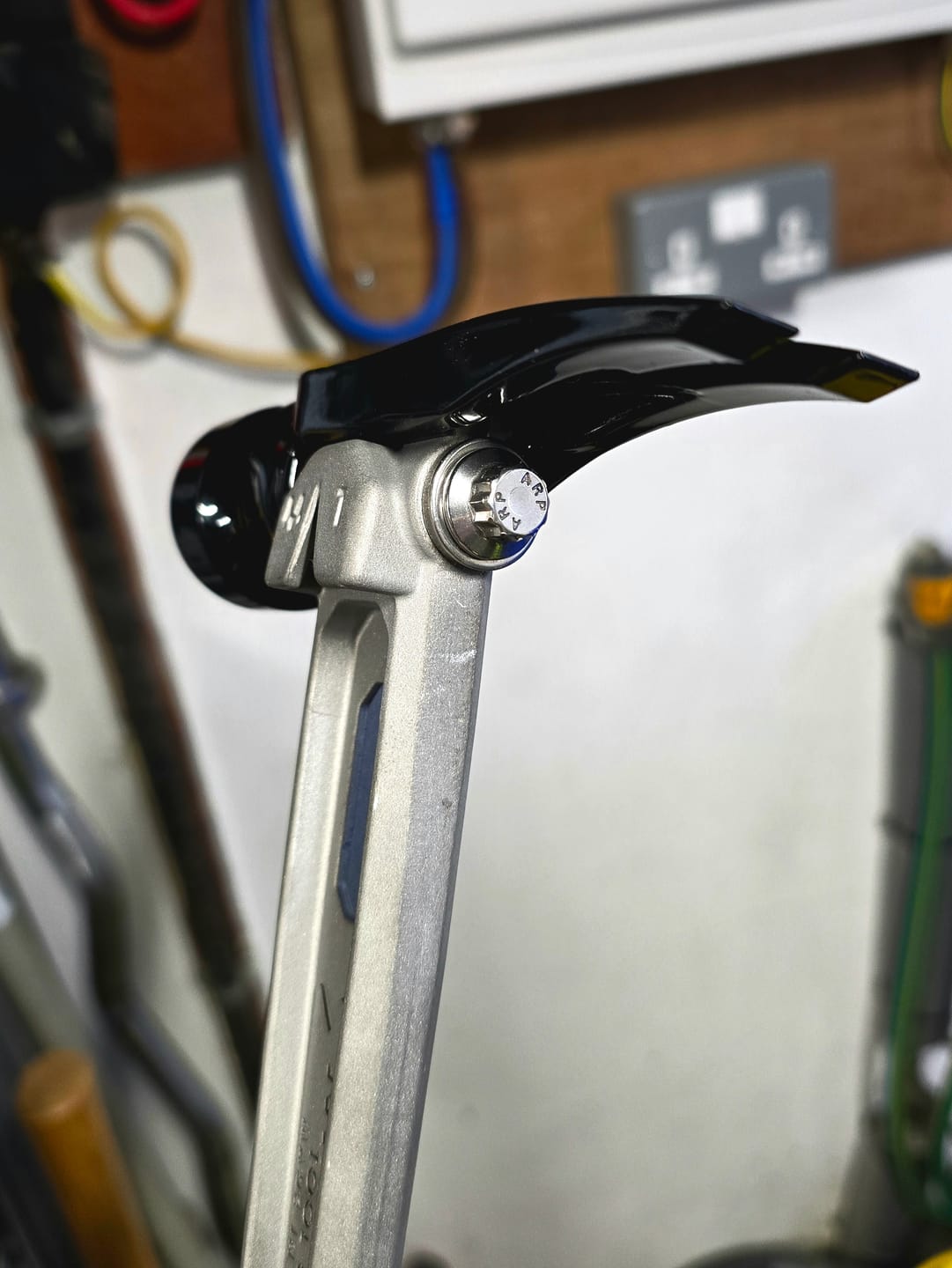 Customer photo review of Martinez Tools | M1 15oz Steel Hammer Head
