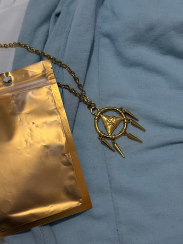 Customer photo review of Collar de "Sortija del Milenio"