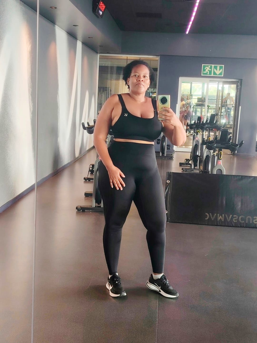Customer photo review of Sport Yoga Set Tracksuit Gym Set