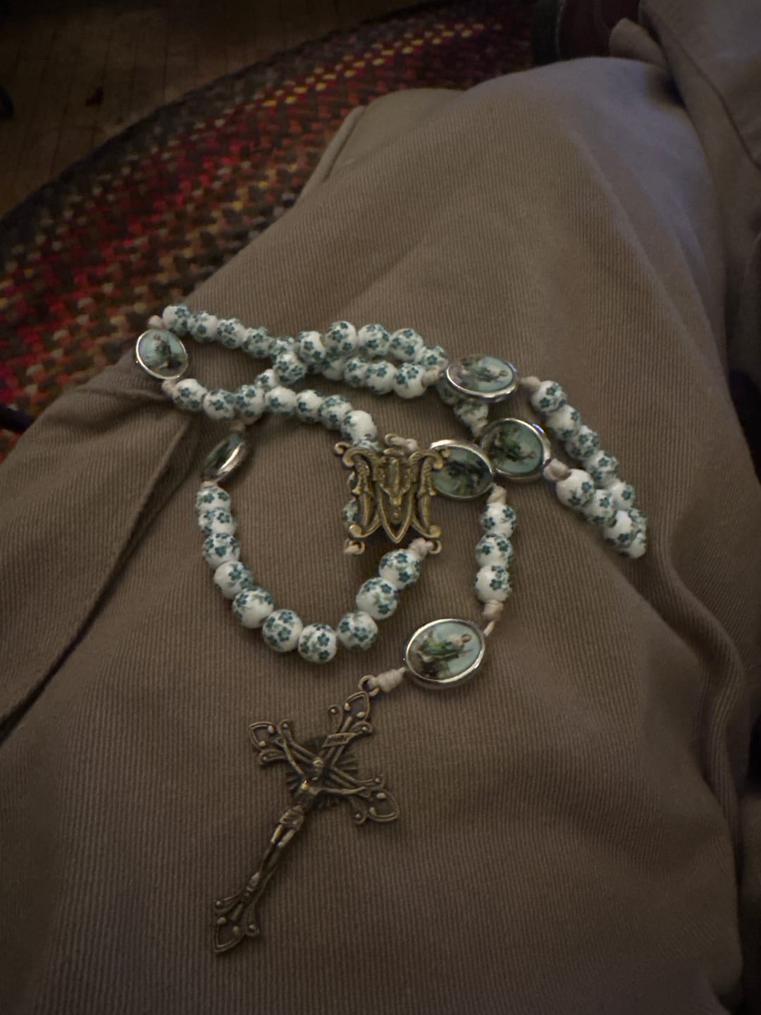 Customer photo review of FREE Today: Christianartworkshop Graceful Green Floral Beads Marian Rosary with St. Jude Charm