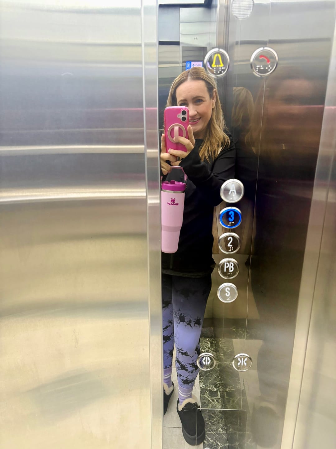 Customer photo review of Stanley IceFlow™ Flip Straw Tumbler | 887ML
