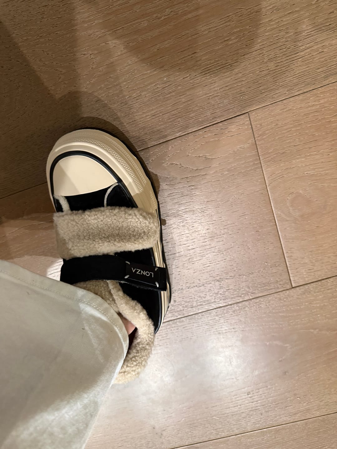 Customer photo review of Glissane Black