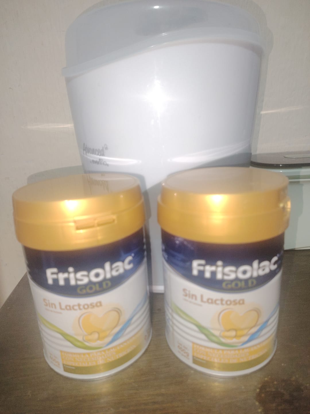 Customer photo review of Frisolac Gold Sin Lactosa (0 A 12 Meses) Pack C/ 800 Gr