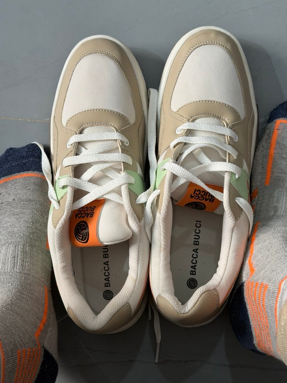 Customer photo review of Bacca Bucci Groove Low Top Sneakers