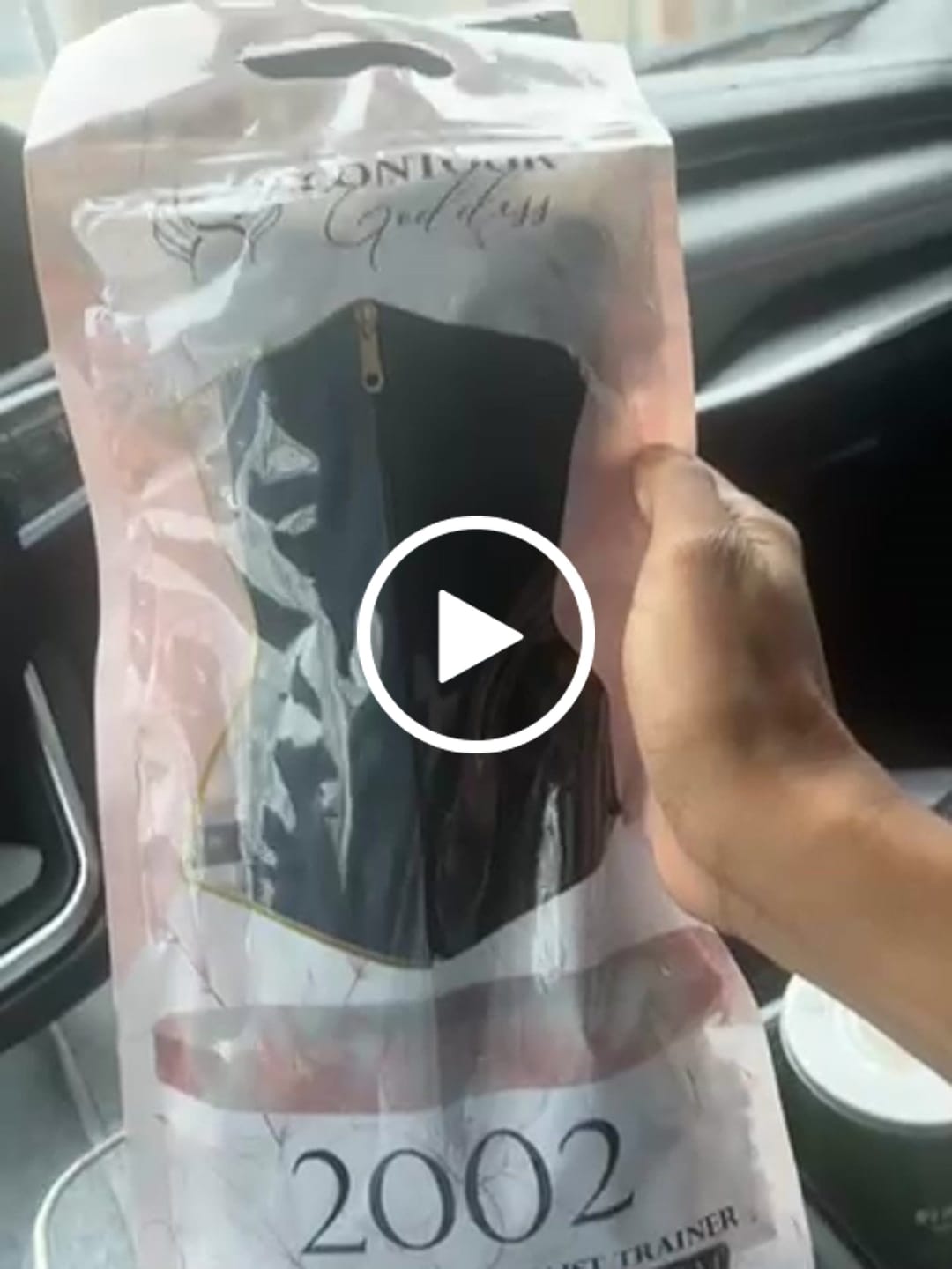 Customer video review of 2002 Ultra Snatching Waist Trainer