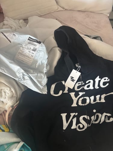 Customer photo review of VISIONARY ZIPUP