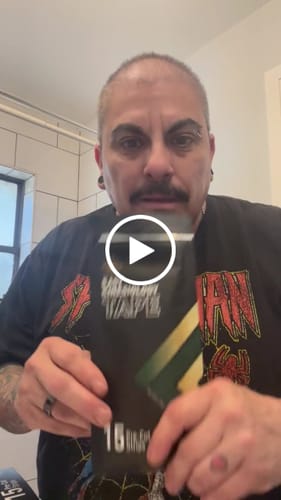 Customer video review of Easy Kinesiology Tape (30-Day Supply)