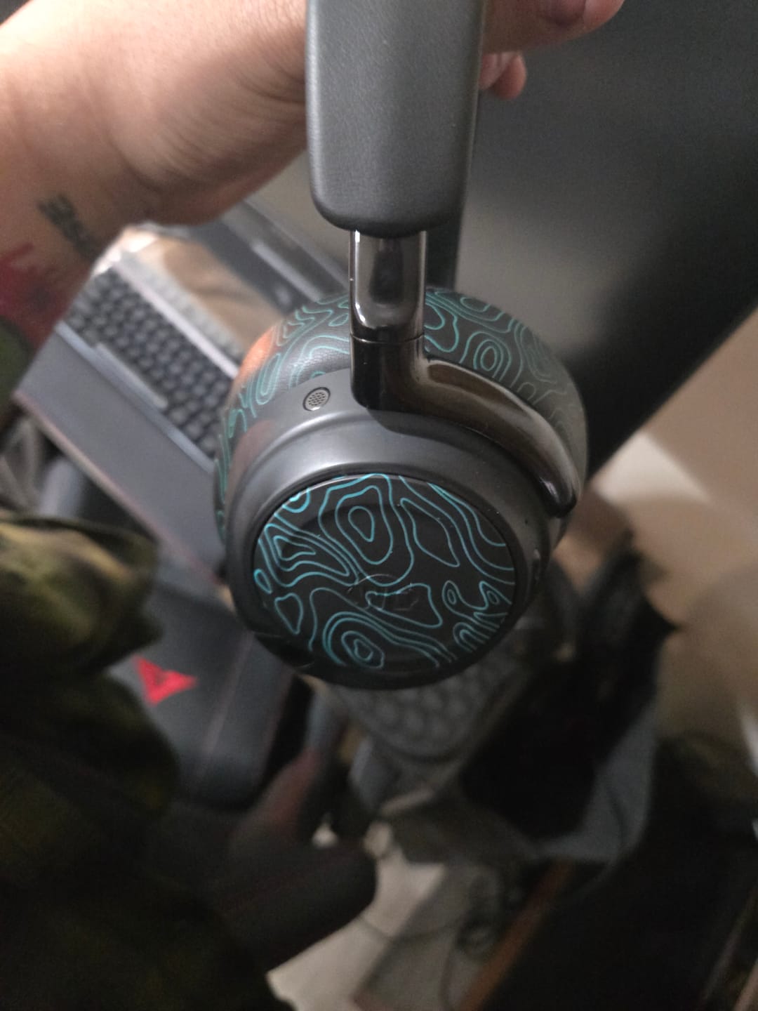 Customer photo review of WC Side Speaker Plates for Arctis Nova Headsets - Arctis Nova Booster Pack by Wicked Cushions