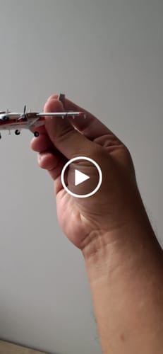 Customer video review of GEMINI200 CONTINENTAL DCH6-300 1/200 REG#N24RM (**)
