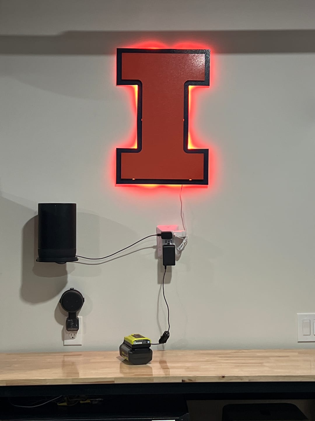 Customer photo review of Illinois Fighting Illini Block "I" in ORANGE 3D Vintage Metal Wall Art