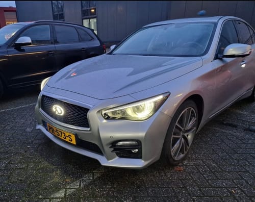 Customer photo review of Infiniti logo car led front emblem light