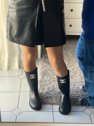 Customer photo review of cc rainboot chanel black coler