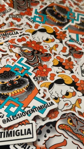 Customer photo review of Sticker Vinile Classico