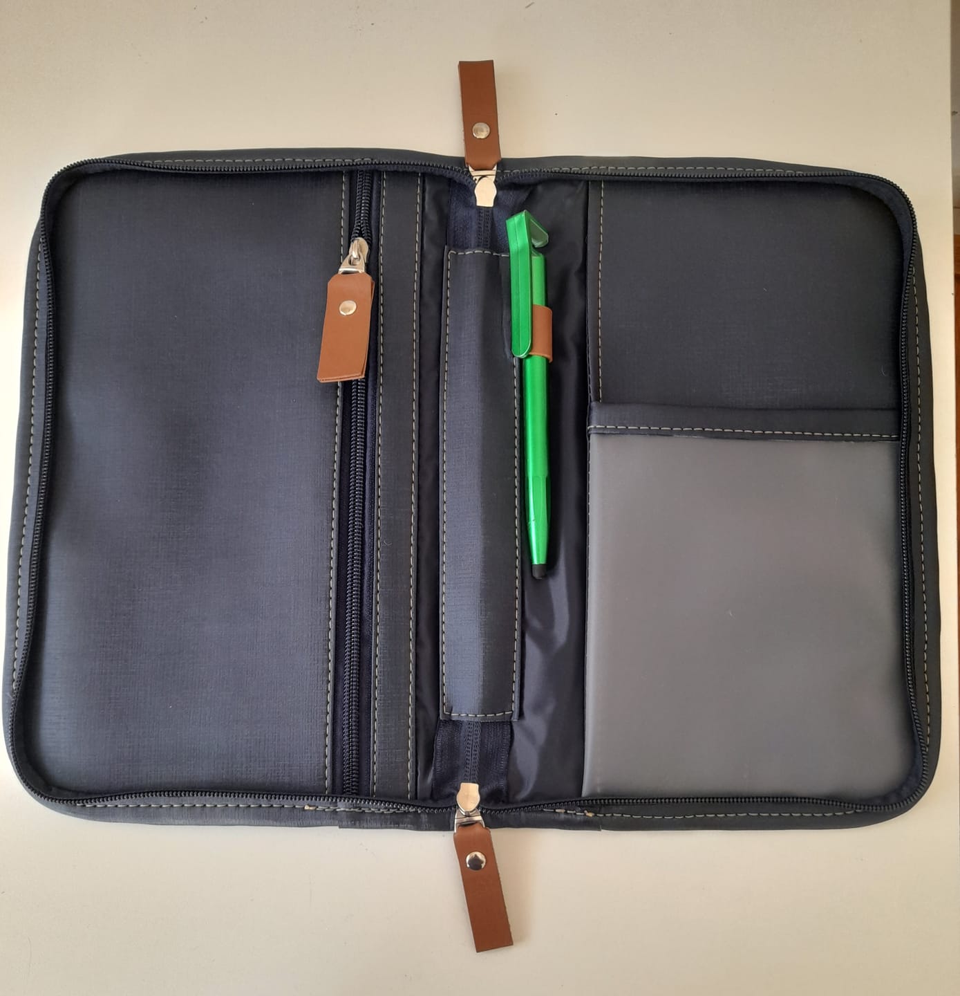 Customer photo review of DUNA 0.9MM FUNDO MALHA COR MARINHO