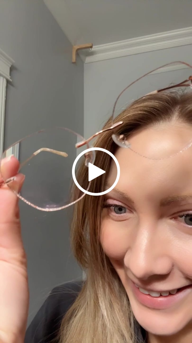Customer video review of Aria Brille