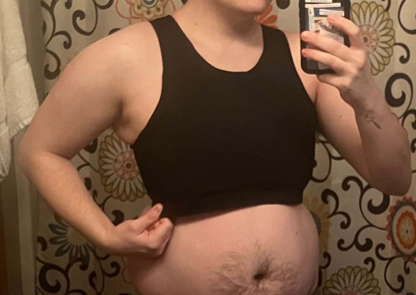 Customer photo review of Mesh Back Comfort Band Binder Black