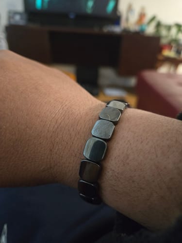 Customer photo review of Pulsera Hora Hematita