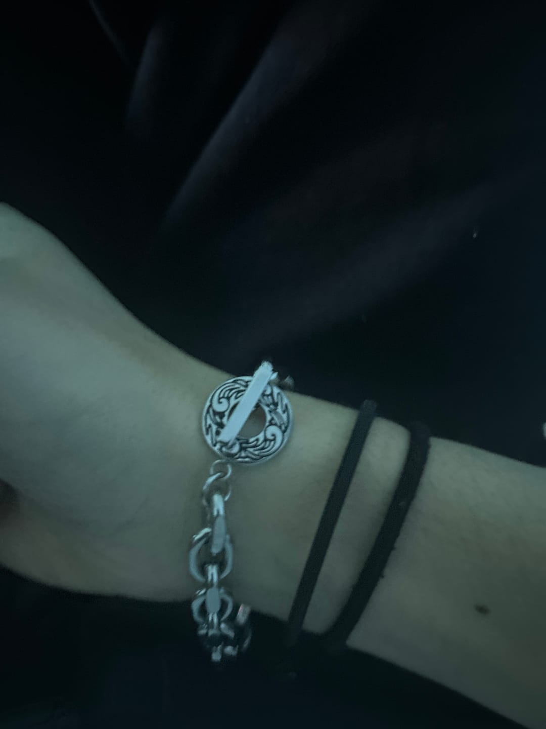 Customer photo review of Heavy Link Bracelet