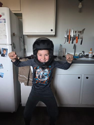 Customer photo review of FLY RACING Rayce Matte Black Helmet (2024) - eMoto / BMX / Downhill Helmet