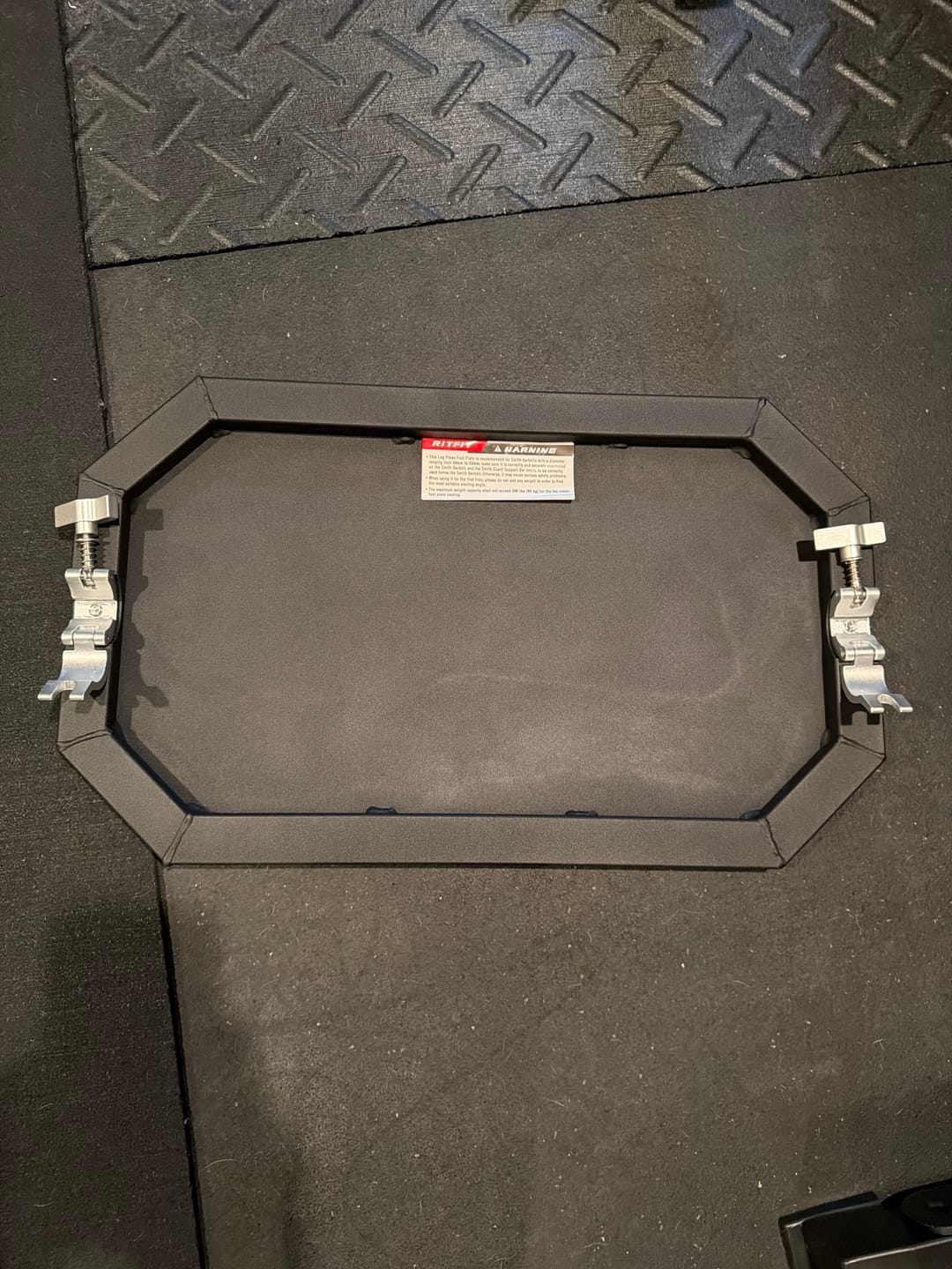 Customer photo review of RitFit AT04 Foot Plate for Leg Press – Smith Machine Compatible