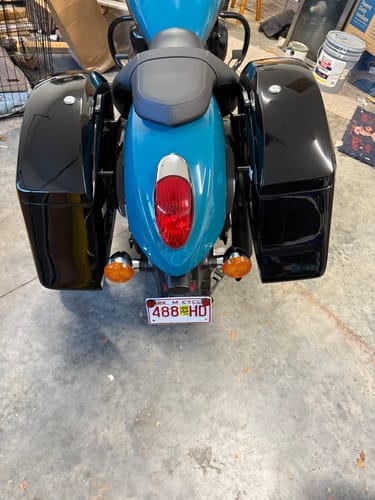 Customer photo review of 44L - Lamellar Stallion Extra Large Kawasaki Vulcan 900 Custom VN900C Painted Motorcycle Hard Saddlebags