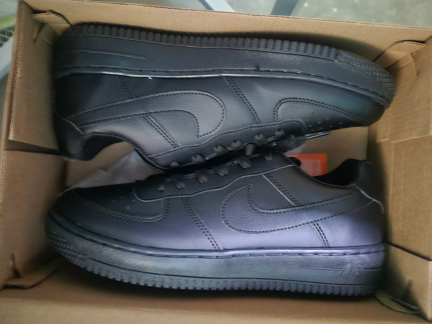 Customer photo review of Tenis 270 Negro Total