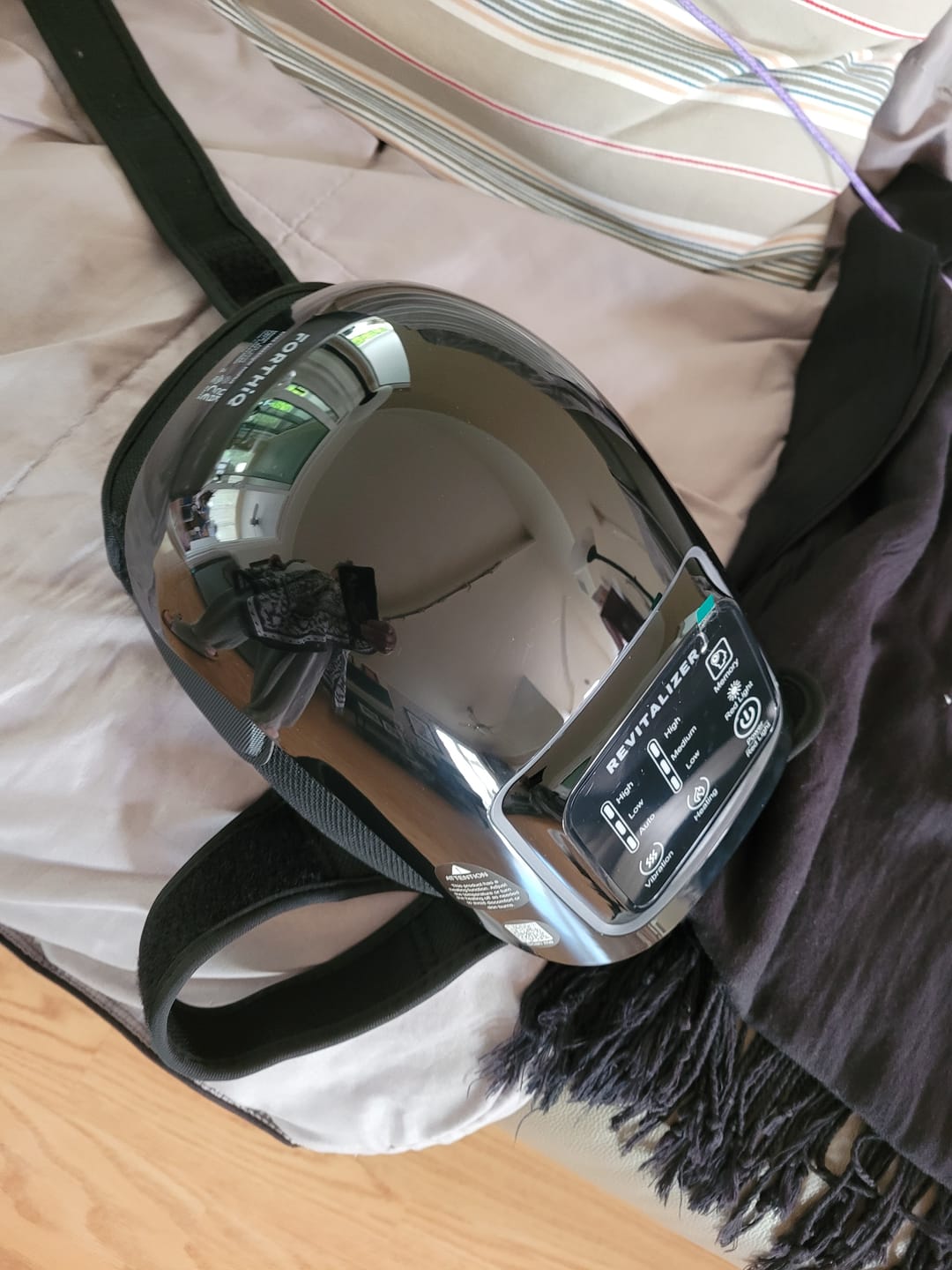 Customer photo review of Knee Massager Pro+ with Heat, Red Light, and Vibration Therapy - FSA or HSA eligible