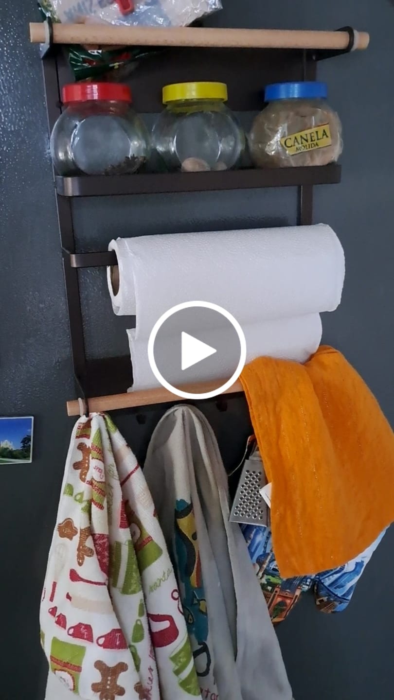 Customer video review of Cesta Colgante Organizador Para Debajo Estante Armario