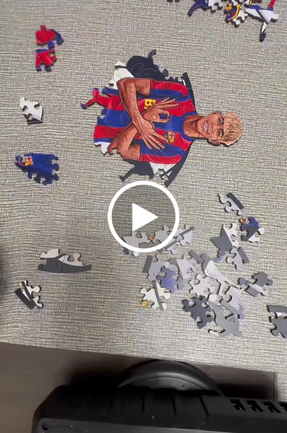 Customer video review of Lamine Yamal - Wooden Puzzle