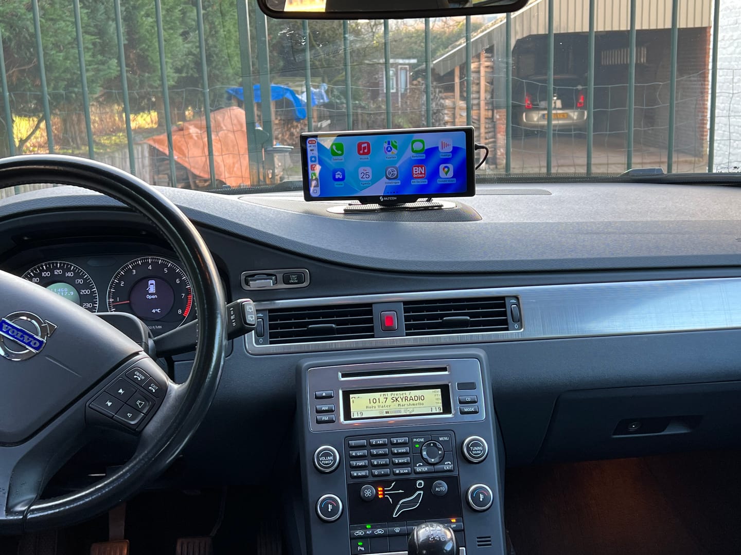 Customer photo review of Siltcon® 10.26” Carplay / Android Auto Scherm