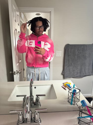 Customer photo review of SEEK ZIPUP