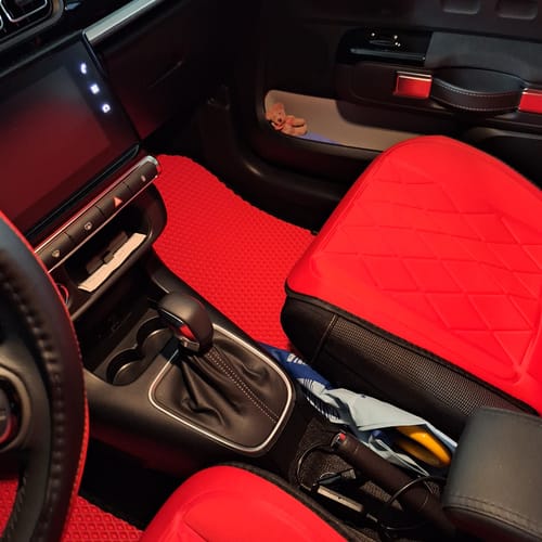 Customer photo review of Auto Fußmatten nach Maß - Komplettset