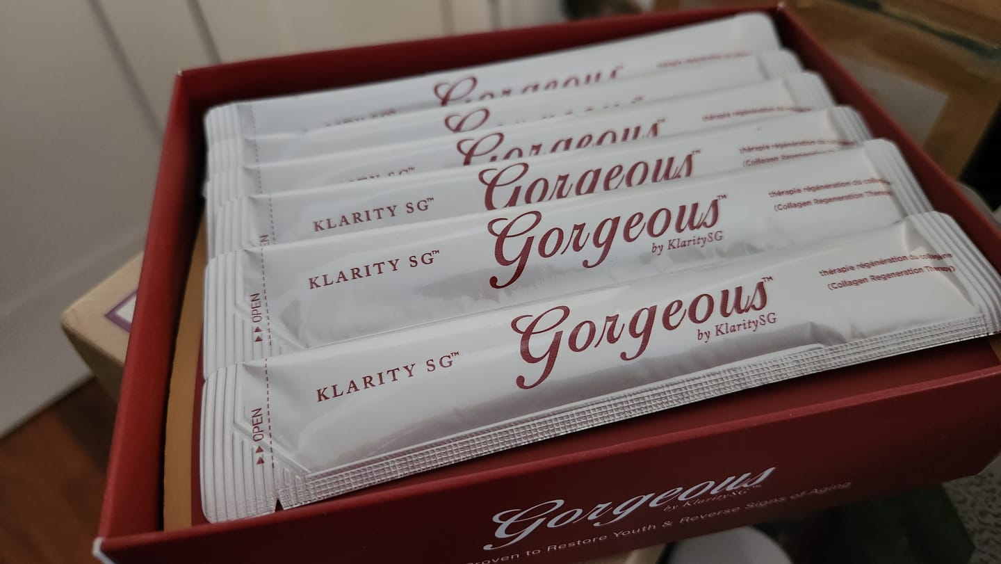 Customer photo review of Gorgeous by KlaritySGᵀᴹ - Medical Grade Bioactive Collagen Peptides® to reverse ageing