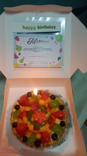 Customer photo review of Signature Fruit Tart