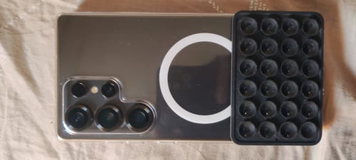 Customer's Anti Yellow Magsafe Clear Case on a Samsung phone, showing the visible white MagSafe ring on the back.