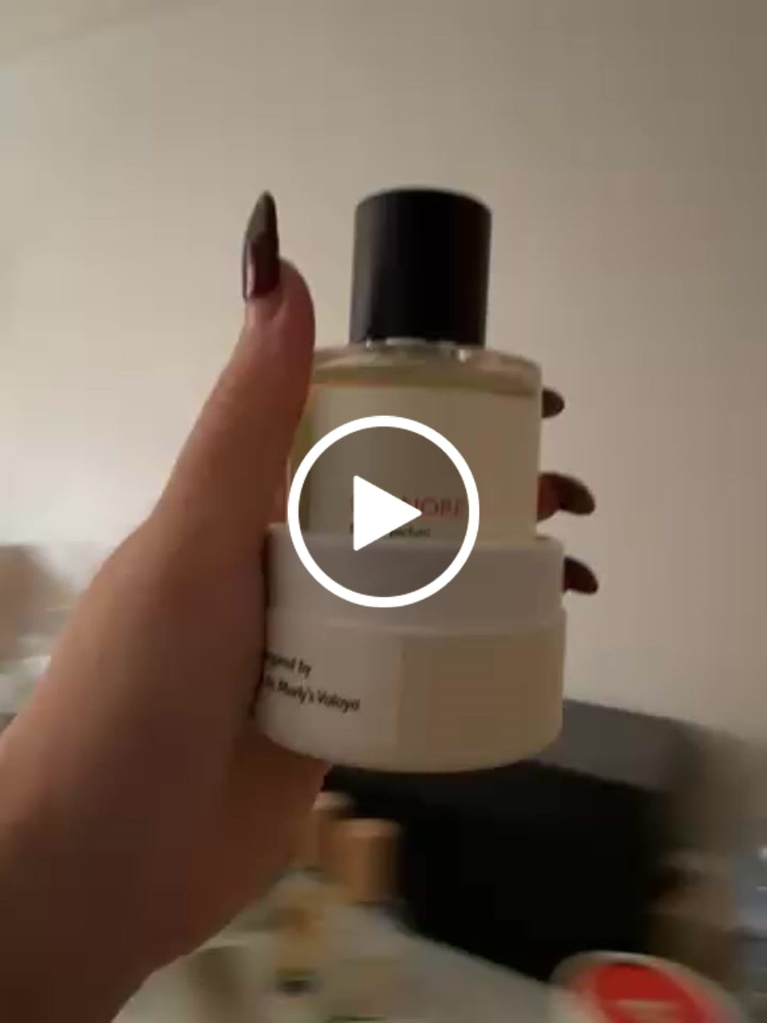Customer video review of Eleanore