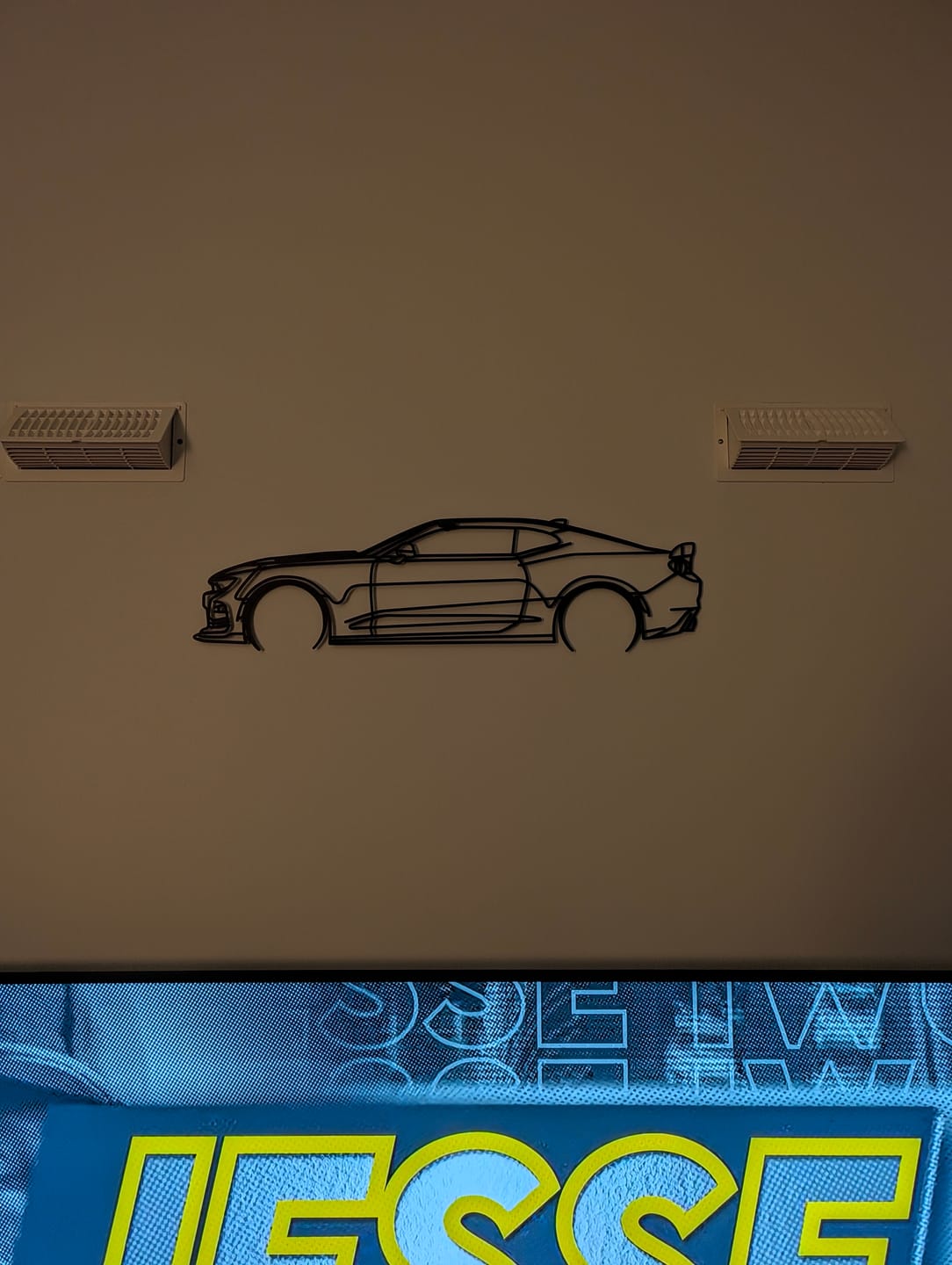 Customer photo review of Camaro SS 1LE Detailed Metal Car Wall Art - MT0892