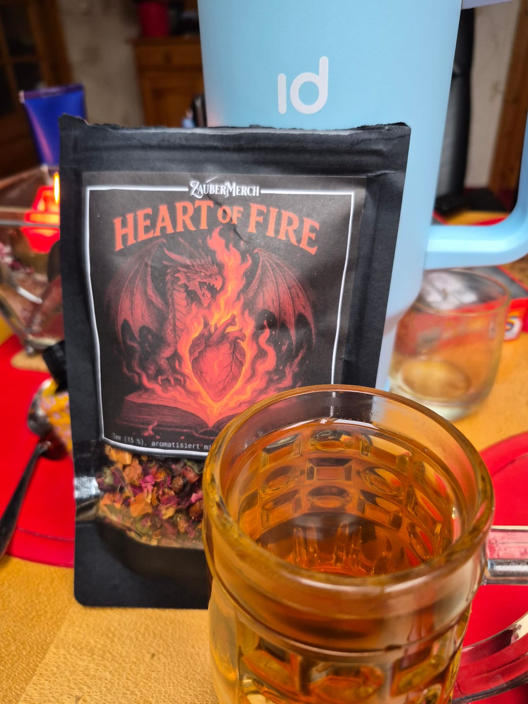 Customer photo review of Heart of Fire – Drachen Tee Pfirsich-Maracuja | Limitierter Booklover Tee