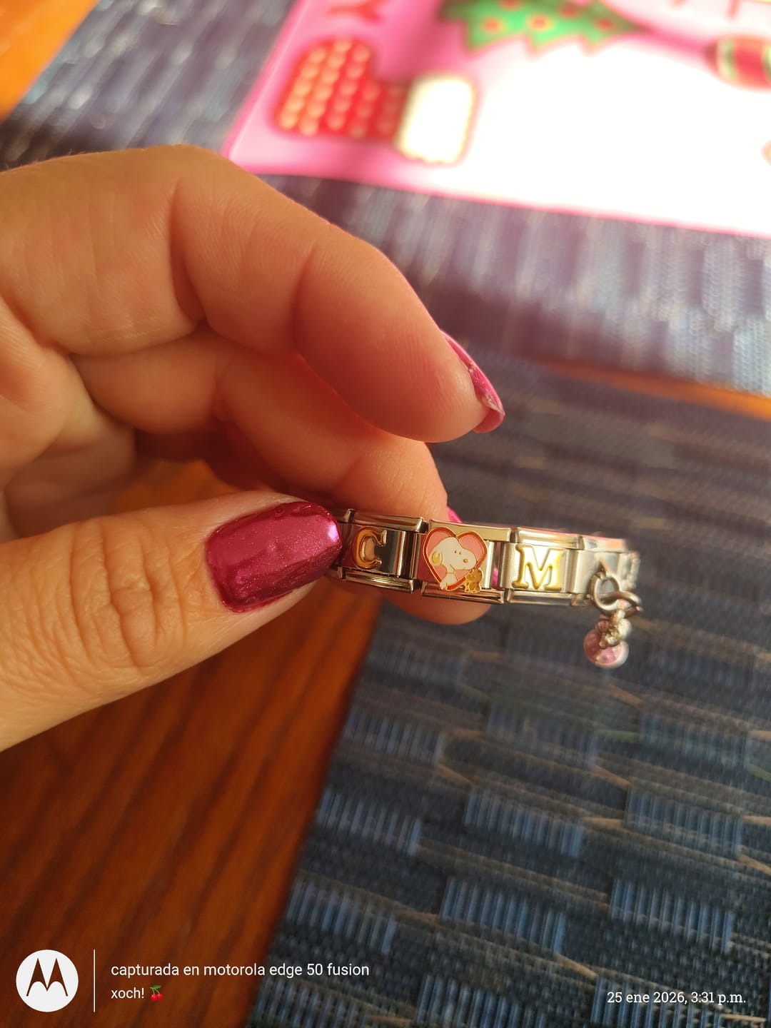 Customer photo review of Charm Snoopy Corazón